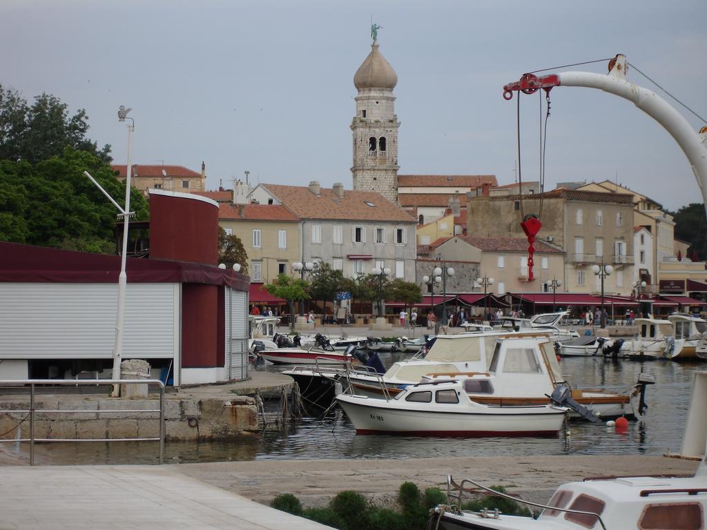Apartment Ribica Krk Island Kamer foto
