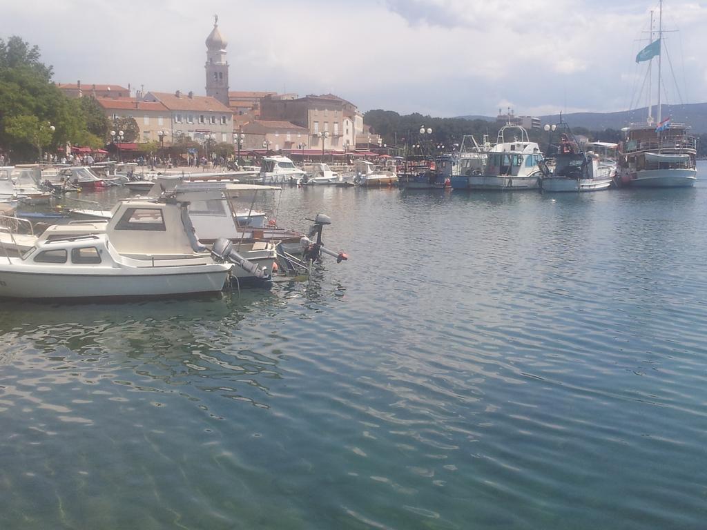 Apartment Ribica Krk Island Buitenkant foto